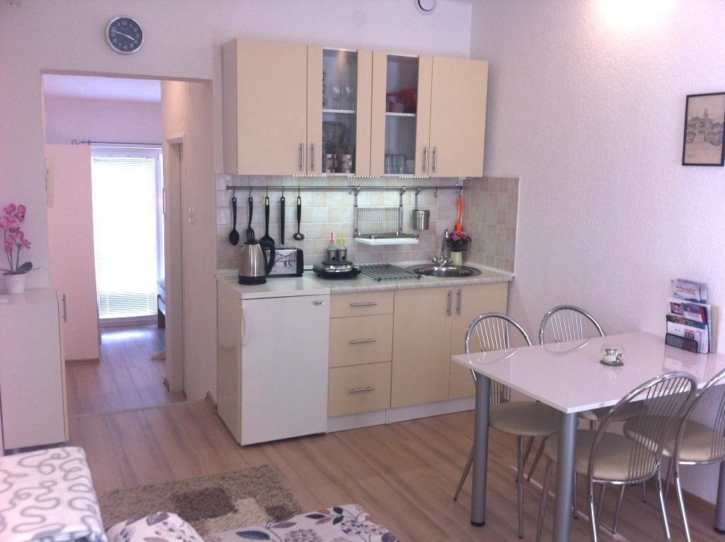 Apartment Elma Visoko Exteriör bild